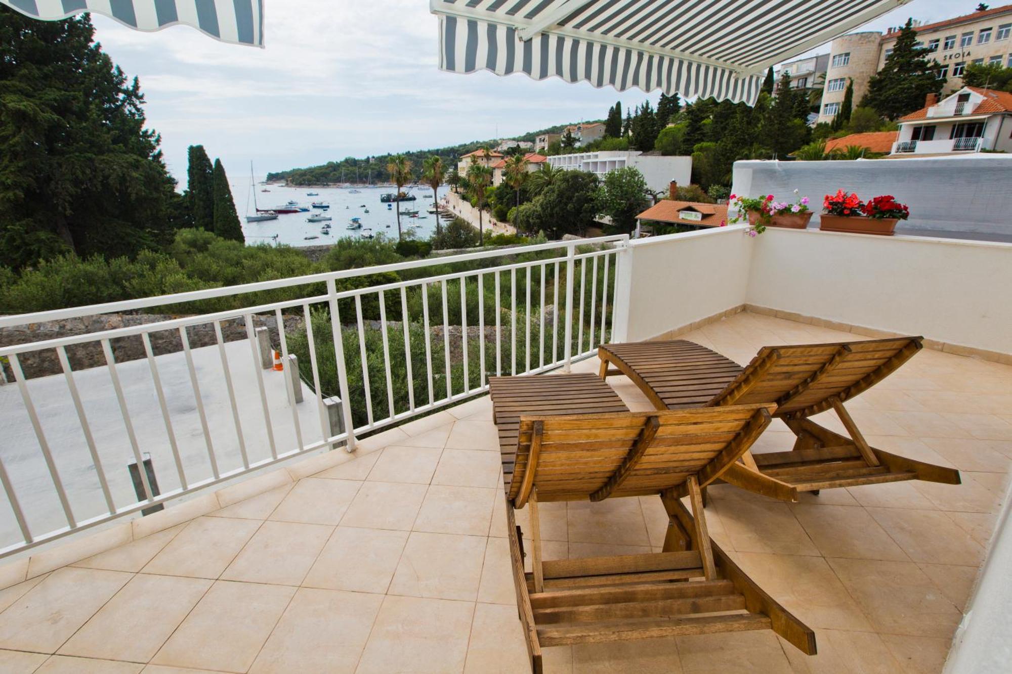 Apartments Grgo Hvar Town Exteriör bild